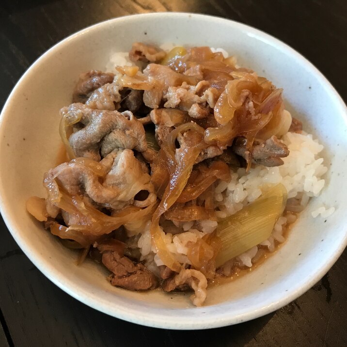 【簡単！材料3つ】ウチの豚丼